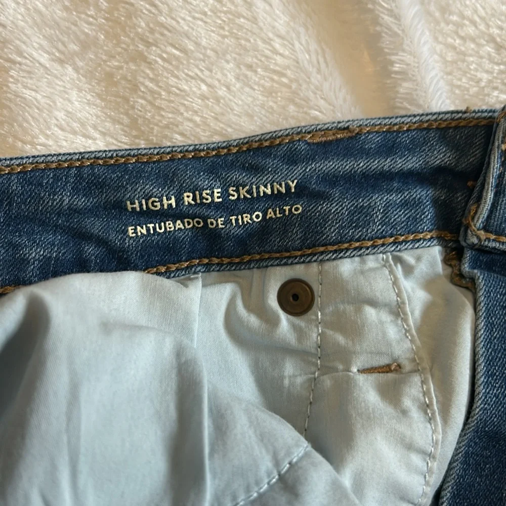 Universal Thread High Rise Skinny Light Wash Jeans - Picture 7 of 7